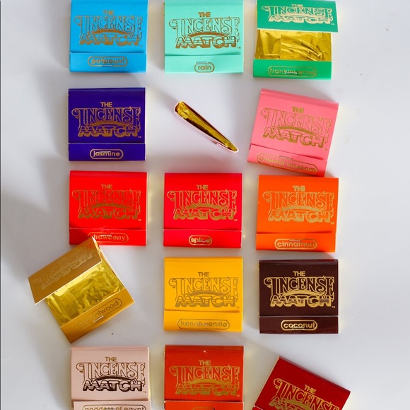 Incense Matches | Matchbook Matches - 5 Packs - Picture 2 of 16